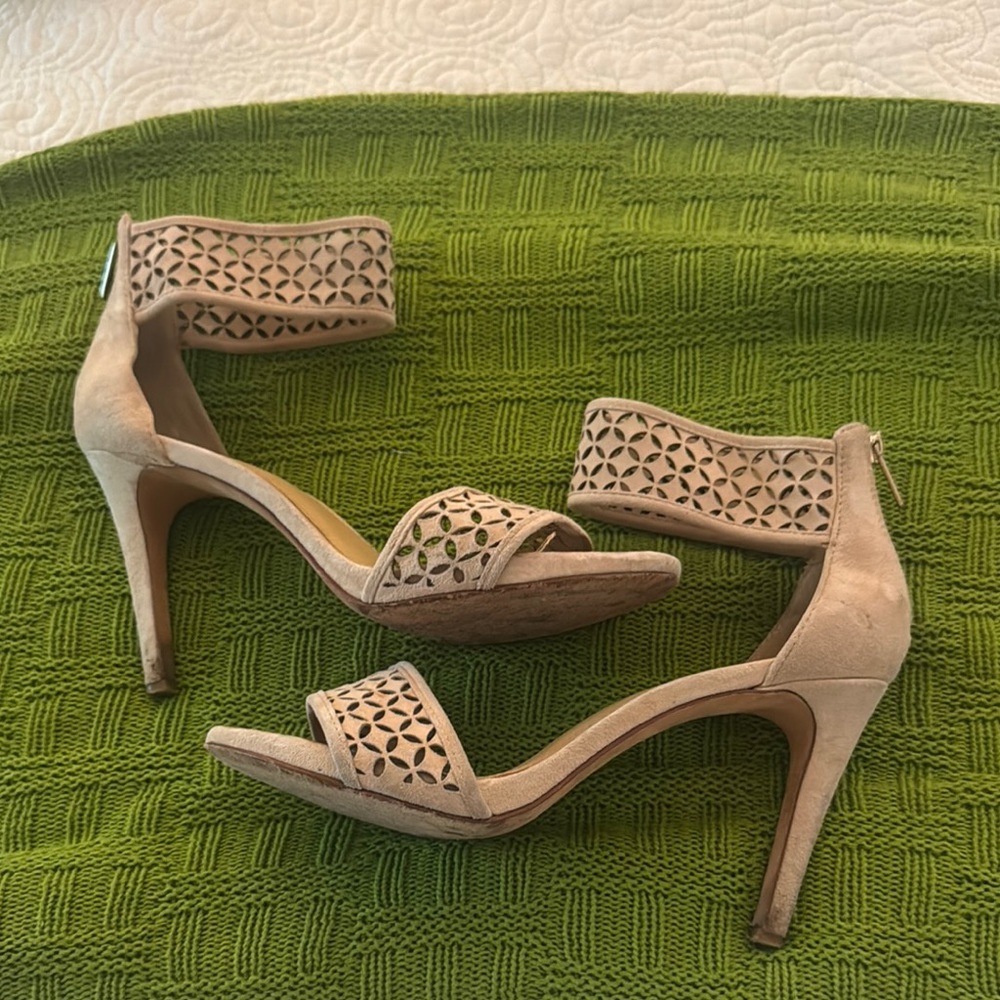 Antonio Melani Beige Women's Heels